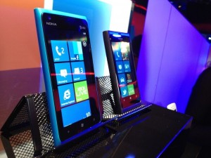 Nokia Lumia 900 Details
