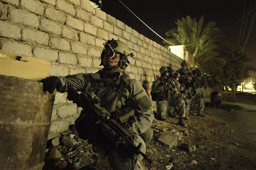 US army patrolling at night