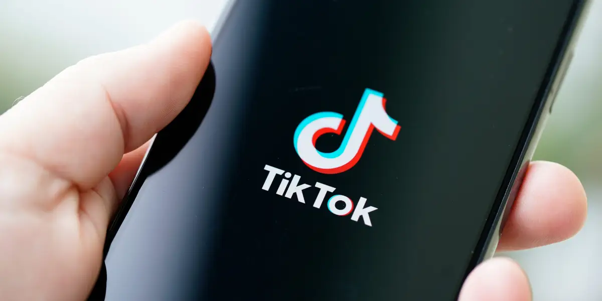 how to change your age on tik tok