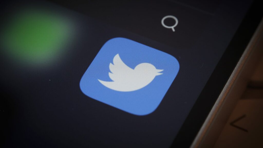 how to turn off sensitive content on twitter