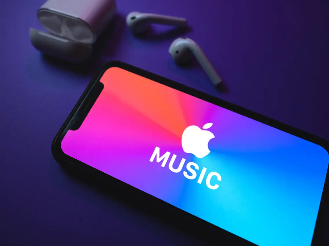 how to stop apple music from automatically playing