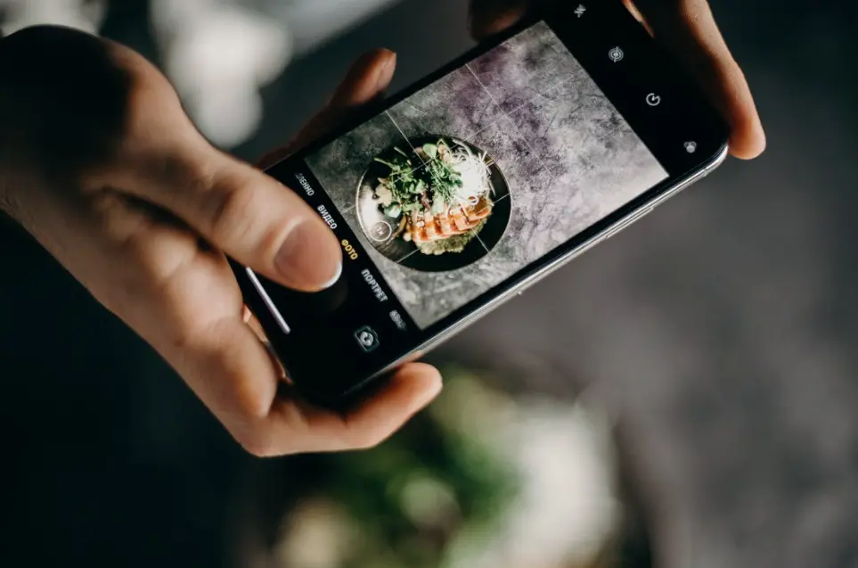 How to Blur Picture on iPhone