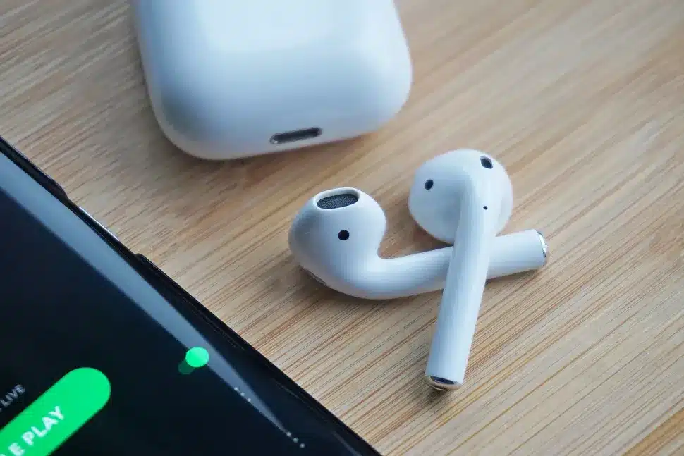 how to connect airpods to xbox