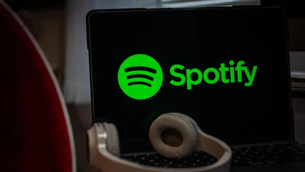 how to turn off shuffle on spotify