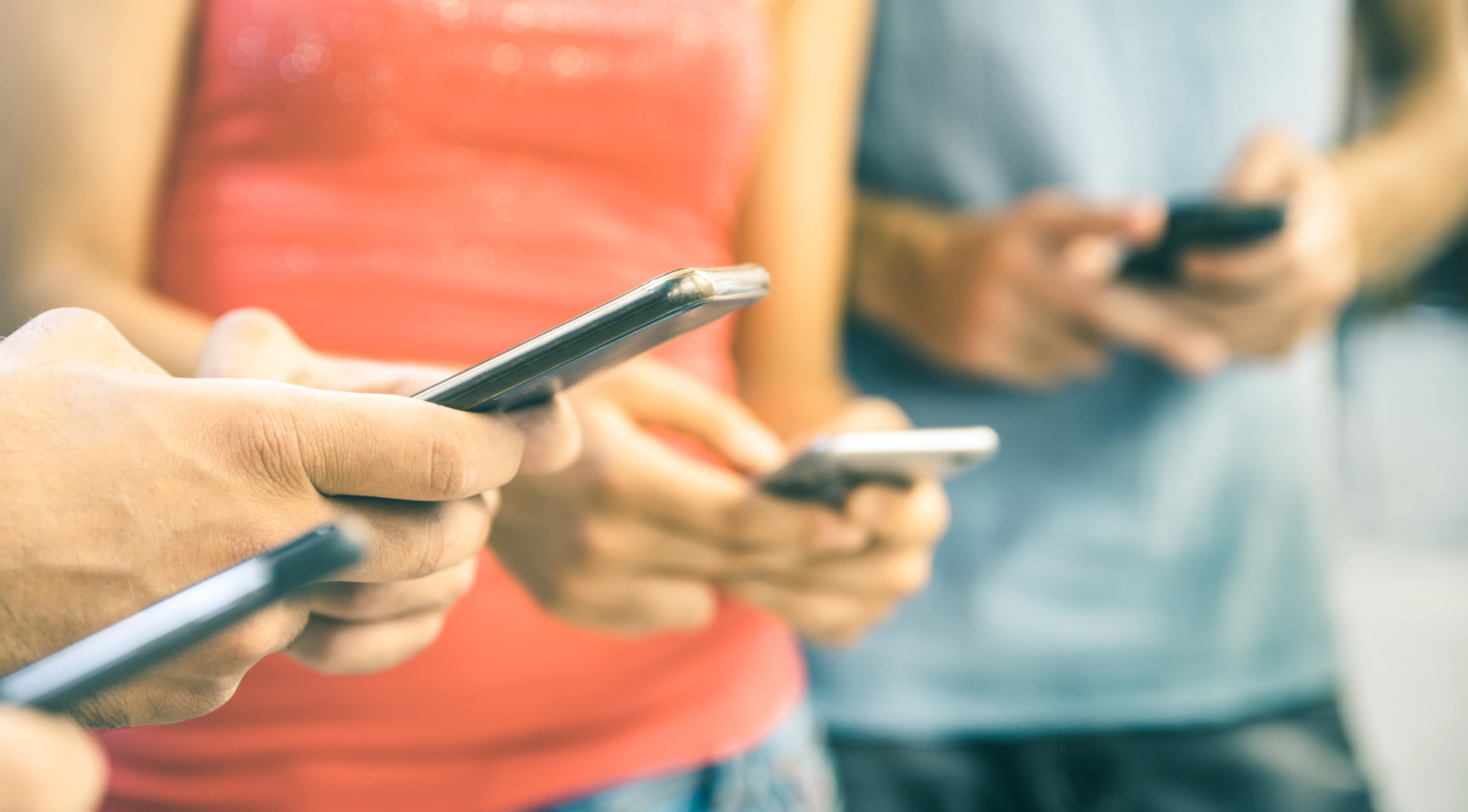 how do prepaid phones work