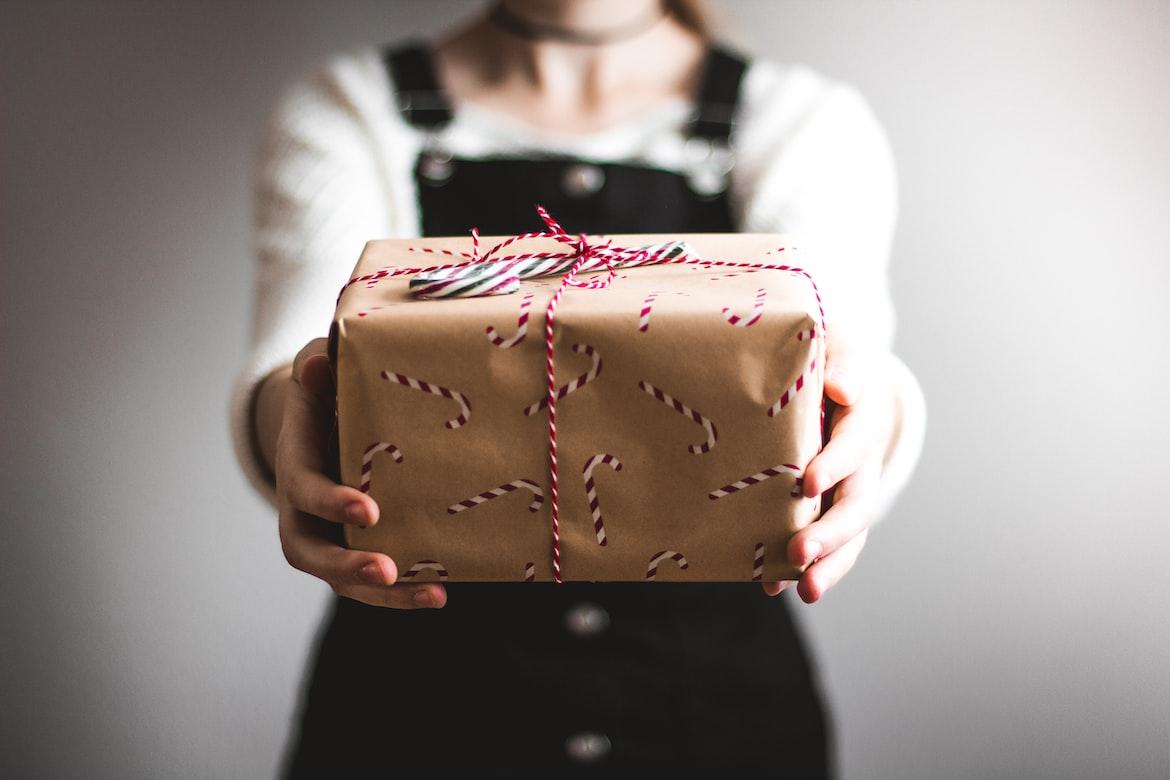 Gifting: The under-rated trick to boost Team Performance