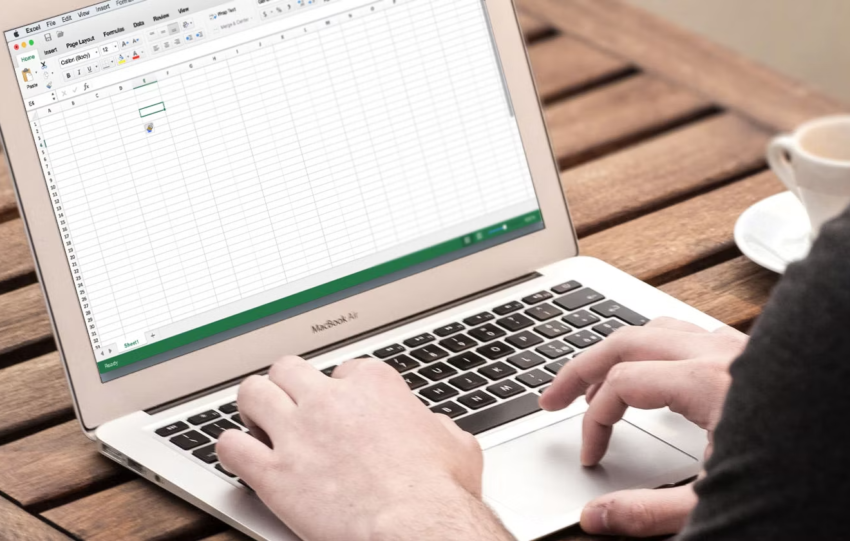 how to delete doc in word