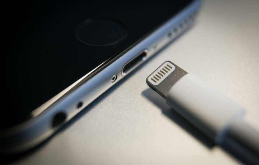 how to clean charging port