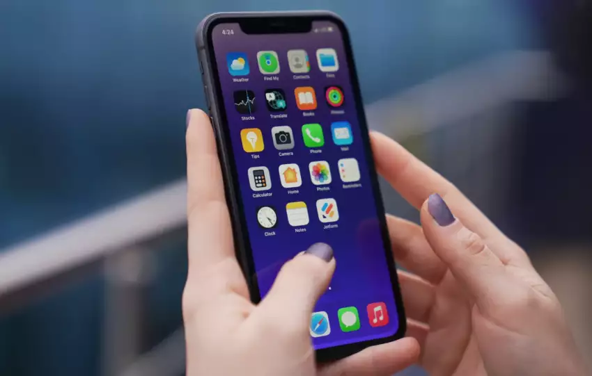 how to hide location on iphone