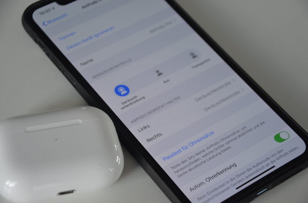 How to Stop Siri from Reading Messages on AirPods