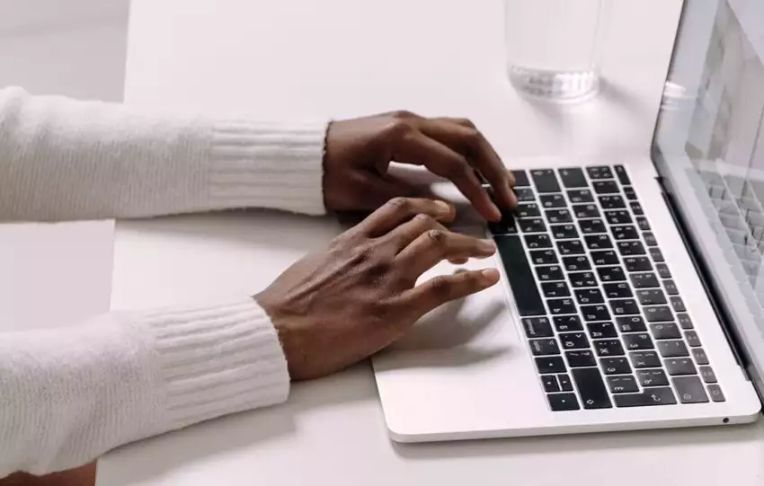 how to sell on shopify
