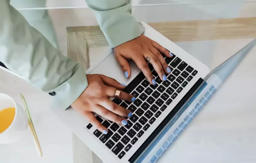 how to delete all emails from one sender