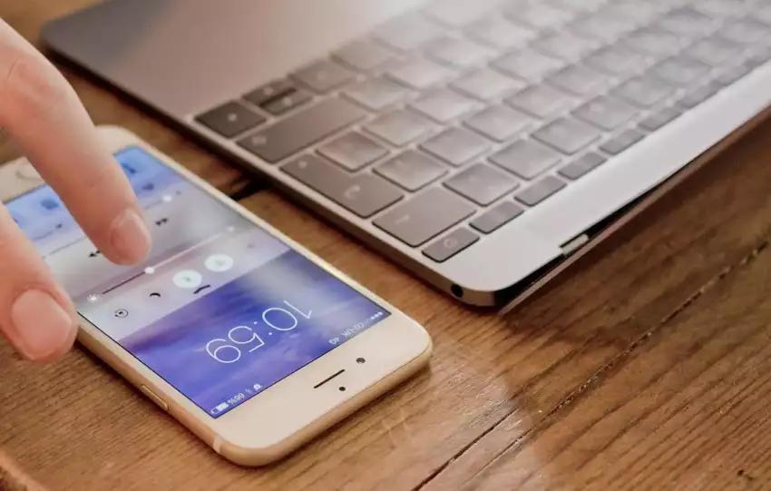 How to Transfer Photos from iPhone to Mac