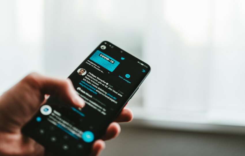 how to bookmark a tweet