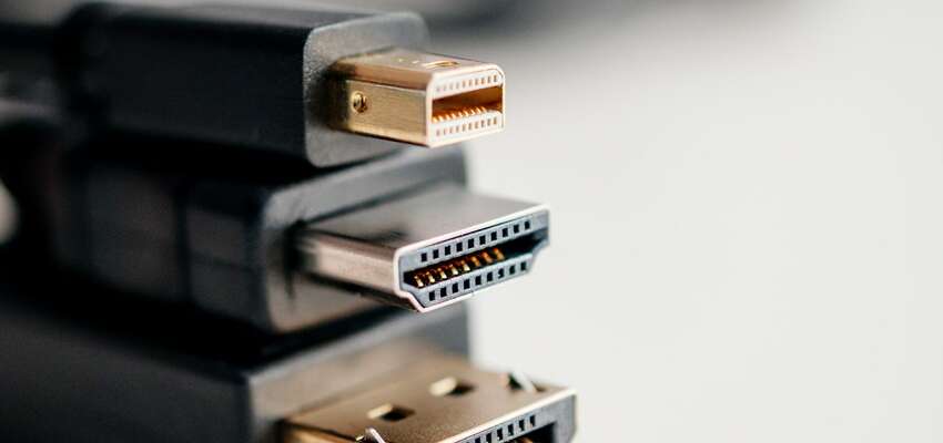 displayport vs hdmi