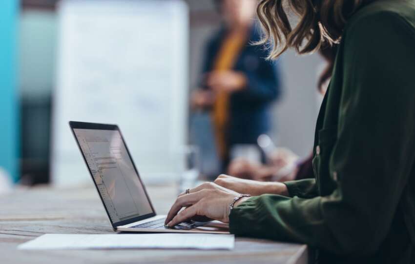 cancel meeting without sending cancellation