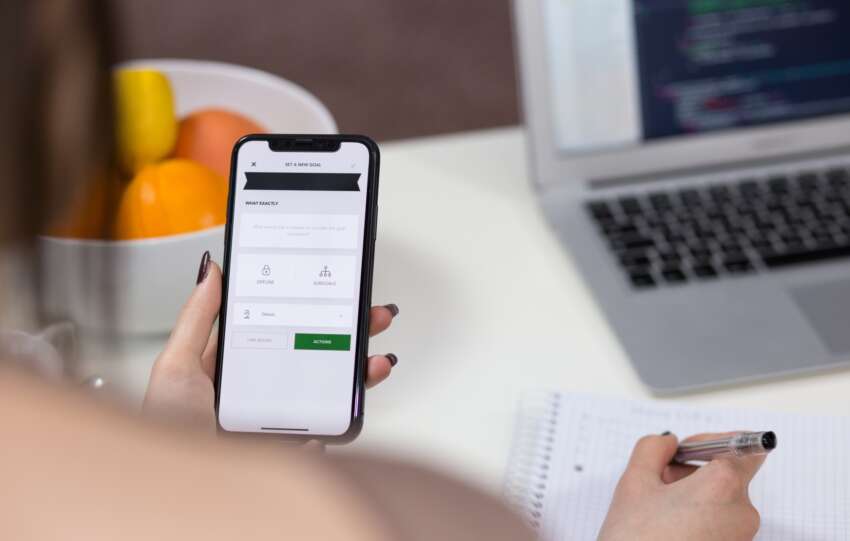 The Potential of Social Commerce: Strategies, Benefits, and Future Direction