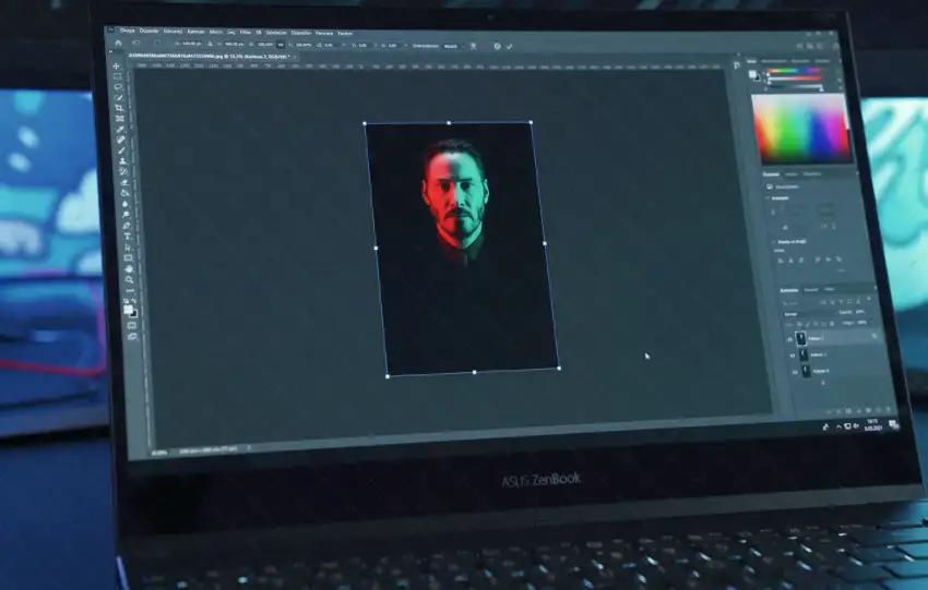 How to Photoshop Someone into a Picture