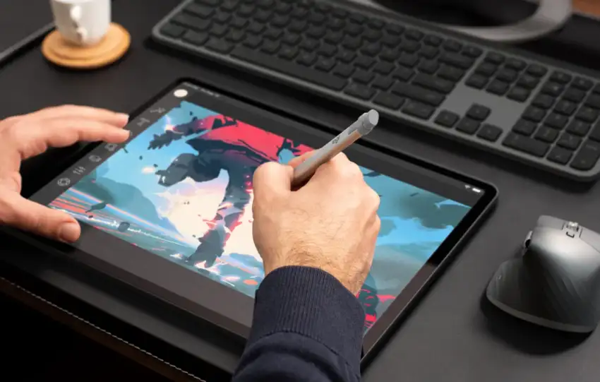 Logitech Crayon vs. Apple Pencil