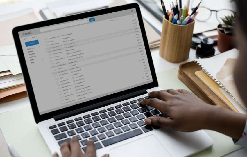 How to Copy Mail Account from MacBook to iPhone
