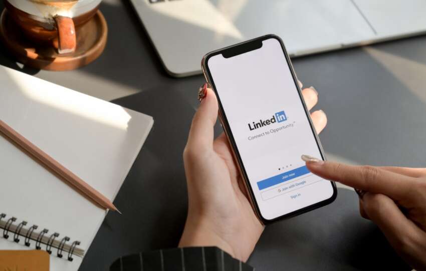 How Do I Do an Audit of a LinkedIn Page
