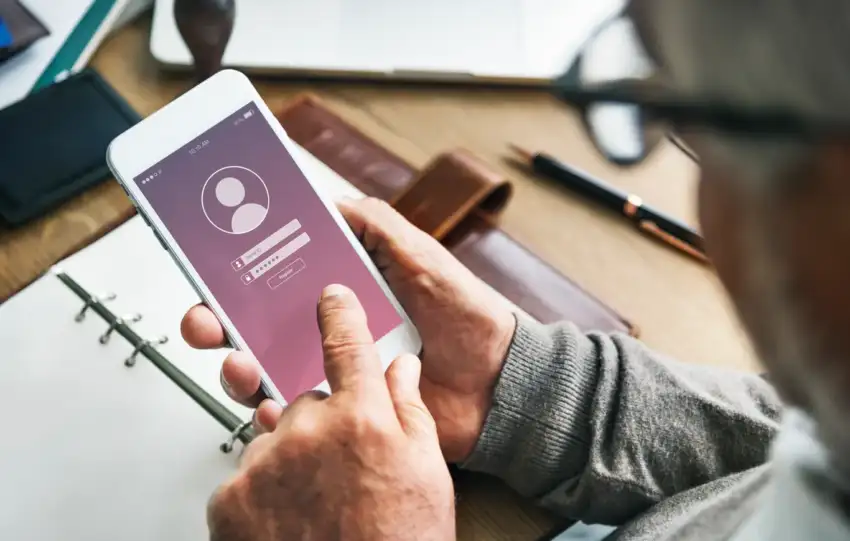 How to View a Private Account on Instagram Without Following It