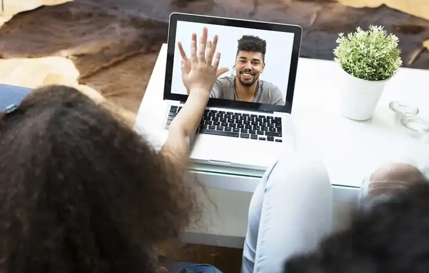 Digital Disruptions in Relationships: How Technology Shapes Modern Marriages and Breakups