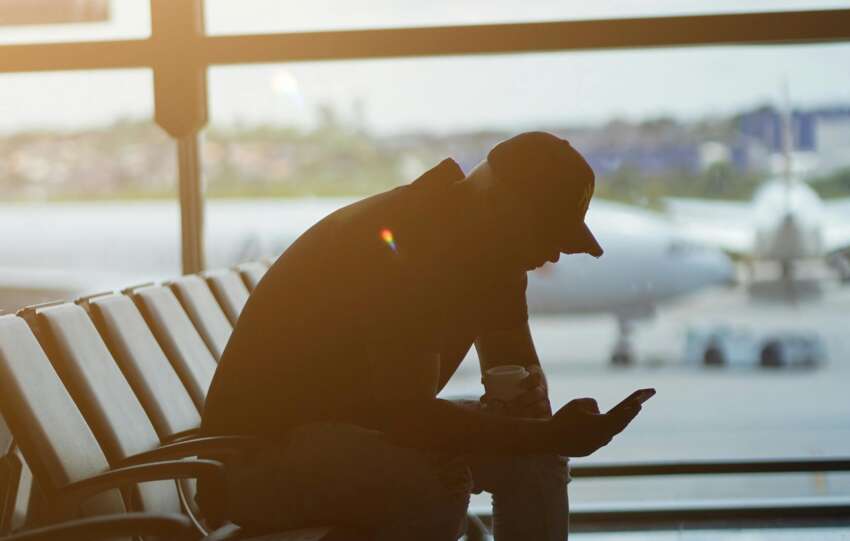 Heading to Britain? How eSIM Technology Keeps You Connected Instantly